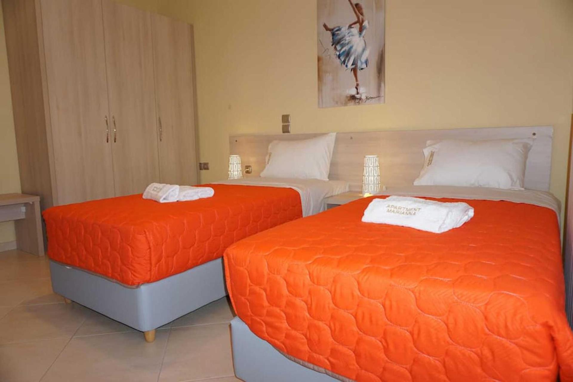 Luxury Apartments Marianna Neos Marmaras Bagian luar foto