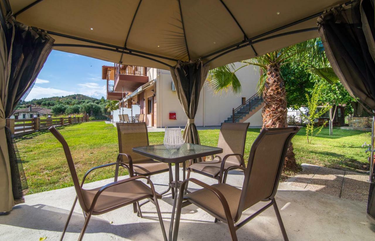Luxury Apartments Marianna Neos Marmaras Bagian luar foto