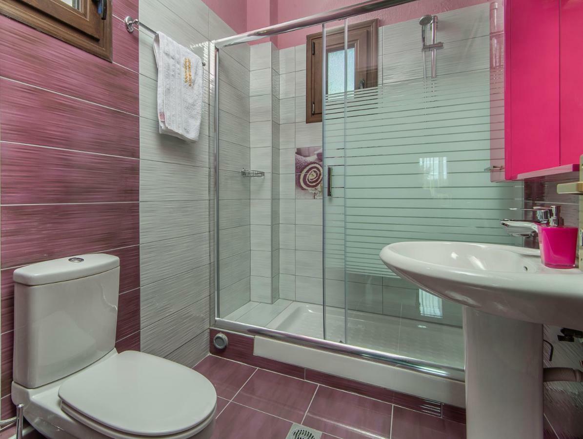 Luxury Apartments Marianna Neos Marmaras Bagian luar foto