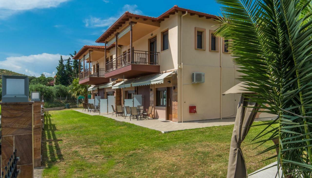 Luxury Apartments Marianna Neos Marmaras Bagian luar foto