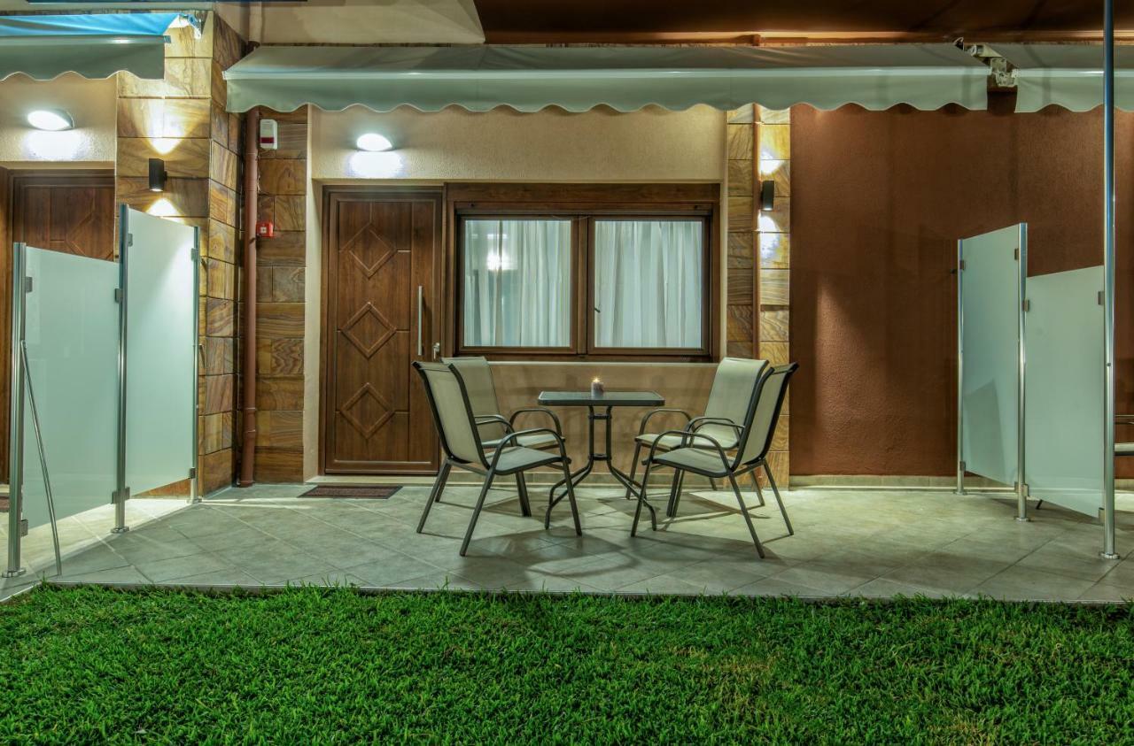 Luxury Apartments Marianna Neos Marmaras Bagian luar foto